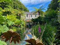 highly unique high-end hotel - 1