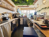 coffee shop cafe leigh - 3