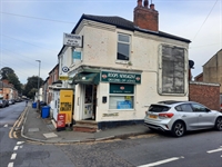 off licence with two-bedroom - 1