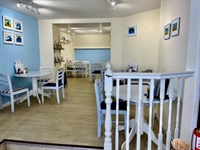 leasehold cafe located helston - 3