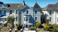 beautifully renovated 7-bedroom guest - 1