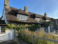 charming 17th century country - 1
