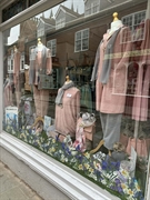 outstanding fashion boutique - 1
