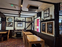 cornwall village pub with - 3