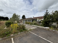 somerset prominent roadside freehouse - 2