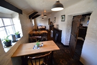 character freehold village pub - 3