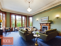 substantial victorian manor guest - 3