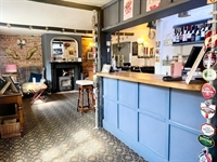 5 bedroom pub with - 2