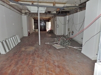spacious retail premises cardiff - 3