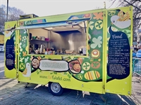 mobile events catering van - 1