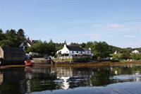 outstanding waterfront bar restaurant - 1