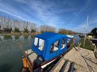 luxury canal boat cruise - 2