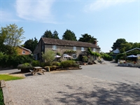 herefordshire idyllic village centre - 1