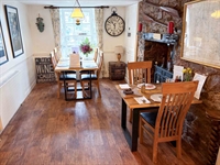 stunning five-bedroom guest house - 3