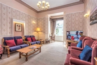well presented fifteen bedroom - 3