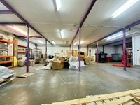 versatile industrial warehouse with - 3
