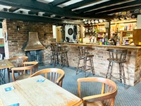 lincolnshire three bedroom pub - 2