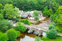 landmark riverside inn a - 1