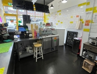 franchised bubble tea shop - 2