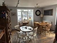 licensed café coffee shop - 3