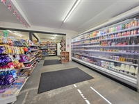convenience store off-licence - 1