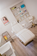 award-winning established beauty clinic - 3