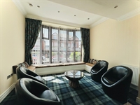 beautifully renovated six bedroom - 3