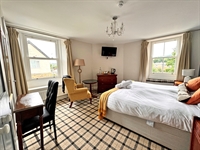guesthouse town house haydon - 3