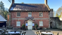 exceptional national trust freehouse - 1