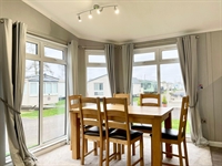 three bedroom lodge with - 3