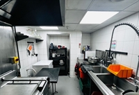 fully fitted cafe restaurant - 3