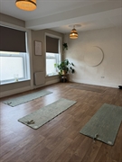 beautifully crafted café yoga - 2