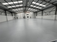 resin flooring contractor operating - 3