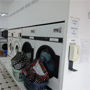 established launderette babbacombe torquay - 3