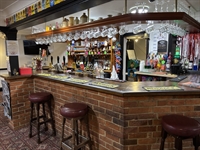 traditional ale house close - 2