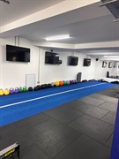 well established independent gym - 3