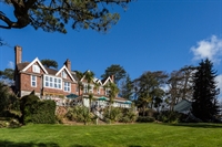 beautiful coastal boutique hotel - 1