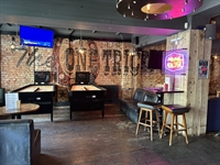 prominent attractive public house - 3