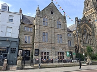 fully fitted restaurant opportunity - 1