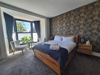 stunning boutique hotel with - 3
