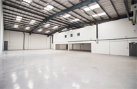 refurbished industrial warehouse unit - 3