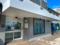superb large office retail - 1