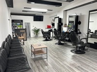 established barber shop luton - 3