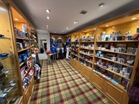 outstanding gift shop retail - 2