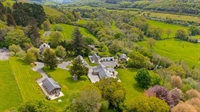 idyllic holiday cottage complex - 1