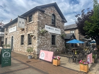 lucrative café bar town - 1