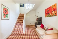 stunning guest house with - 3