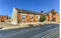 freehold serviced accomodation newark - 1