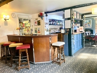 5 bedroom pub with - 3