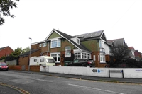 attractive freehold guest house - 2